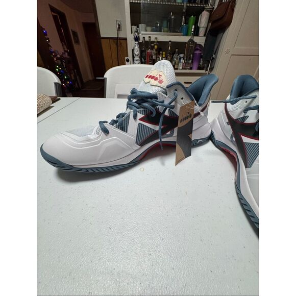 DIADORA MEN'S B.ICON 2 AG size 13 New with tags. Pickleball, tennis shoes - Picture 2 of 8